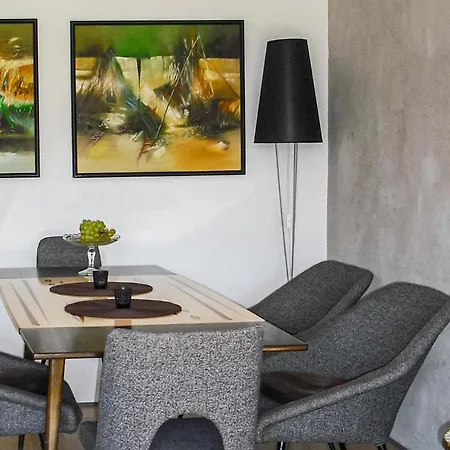 2 Bedroom Gorgeous Home In Nowe Warpno *