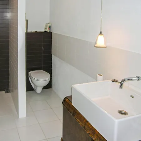 2 Bedroom Gorgeous Home In Nowe Warpno Holiday home