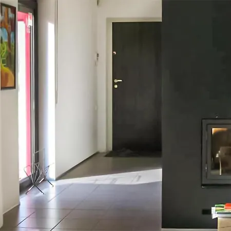 2 Bedroom Gorgeous Home In Nowe Warpno * Nowe Warpno
